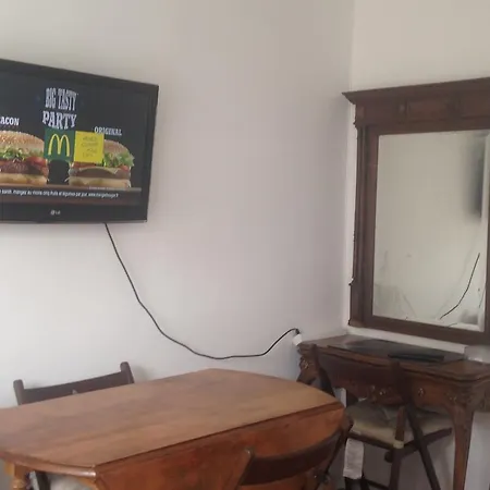 Cozy Studio Near Eiffel Apartment Paris